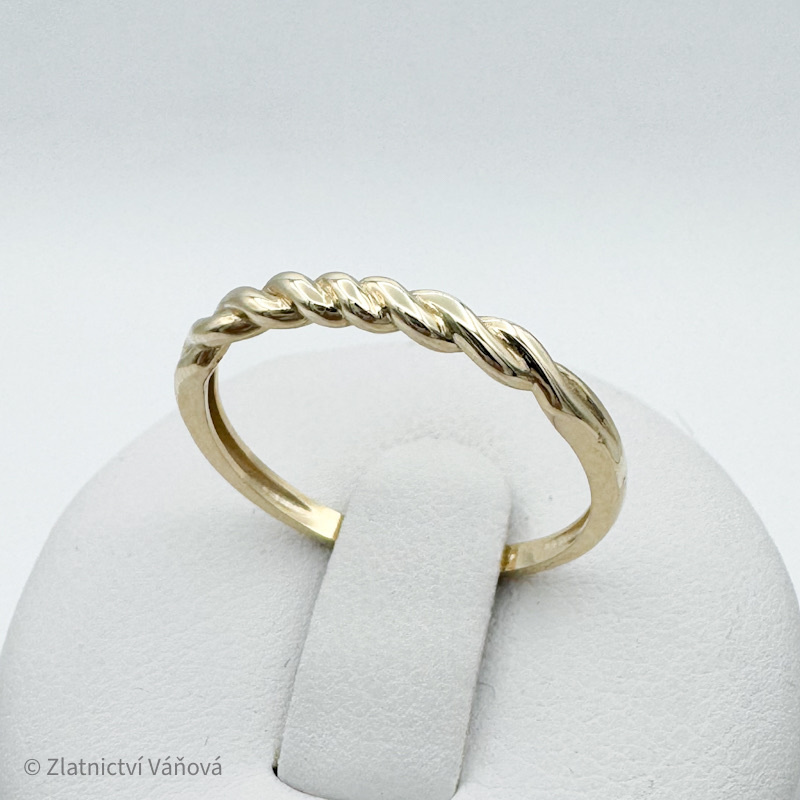 Žluté zlato prsten TOČENÝ